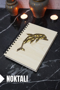 Yunus Balığı Temalı Ahşap Kapaklı Defter - Noktalı Defter - Ajanda - Okul Defteri (A5 - 120 Sayfa)