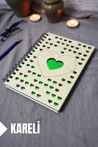 Kalp Desenli Ahşap Kapaklı Defter - Kareli Defter - Ajanda - Okul Defteri (A5 - 120 Sayfa)