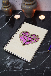 Kalp Desenli Ahşap Kapaklı Defter - Çizgisiz Defter - Günlük - Ajanda- A5 Anı Defteri