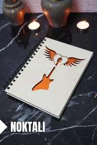 Gitar Kanat Temalı Ahşap Kapaklı Defter - Noktalı Defter - Ajanda - Okul Defteri (A5 - 120 Sayfa)