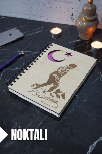 Kemal Atatürk Temalı Ahşap Kapaklı Defter - Noktalı Defter - Ajanda - Okul Defteri (A5 - 120 Sayfa)