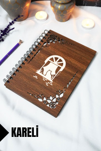 Kedi Pencere Ahşap Kapaklı Defter - Kareli Defter - 60 Yaprak (120 SAYFA) - A5 15x21 Cm