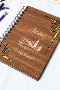 Kişiye Özel İstanbul Desenli Ahşap Kapaklı Defter - Ajanda - İsme Özel - A5 60 Yaprak (120 SAYFA) Hediyelik