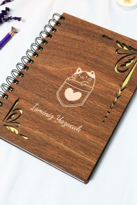 Kişiye Özel Kedi Desenli Ahşap Kapaklı Defter - Ajanda - İsme Özel - A5 60 Yaprak (120 SAYFA) Hediyelik