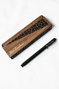 Kişiye Özel İsimli Siyah Metal Roller Kalem - Ahşap Kutulu - İsme Özel Kalem - Öğretmenler Günü Hediyesi