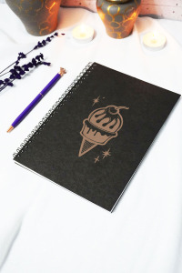 A5 Dondurma Temalı Siyah Kraft Kapaklı Defter - Çizgisiz Defter - 60 Yaprak (120 SAYFA) 15x21 Cm