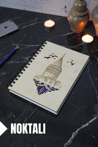 Galata Kulesi Temalı Ahşap Kapaklı Defter - Noktalı Defter - Ajanda - Okul Defteri (A5 - 120 Sayfa)