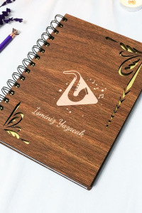 Kişiye Özel Müzik Temalı Ahşap Kapaklı Defter - Ajanda - İsme Özel - A5 60 Yaprak (120 SAYFA) Hediyelik