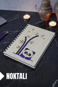 Panda Temalı Ahşap Kapaklı Defter - Noktalı Defter - Ajanda - Okul Defteri (A5 - 120 Sayfa)
