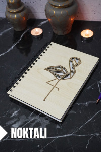Flamingo Temalı Ahşap Kapaklı Defter - Noktalı Defter - Ajanda - Okul Defteri (A5 - 120 Sayfa)