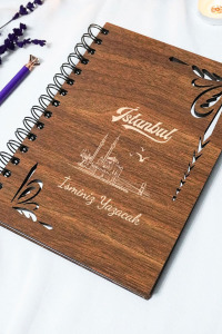 Kişiye Özel İstanbul Desenli Ahşap Kapaklı Defter - Ajanda - İsme Özel - A5 60 Yaprak (120 SAYFA) Hediyelik