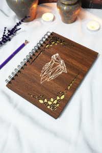 Kurt Ahşap Kapaklı Spiralli Okul Defteri - Çizgisiz Defter - 60 Yaprak (120 SAYFA) - A5 15x21 Cm