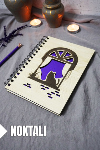 Kedi Desenli Ahşap Kapaklı Defter - Noktalı Defter - Ajanda - Okul Defteri (A5 - 120 Sayfa)