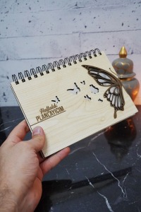 Kelebek Figürlü Ahşap Süresiz Plan Defteri - Tarihsiz Ajanda - Haftalık Planlayıcı - A5