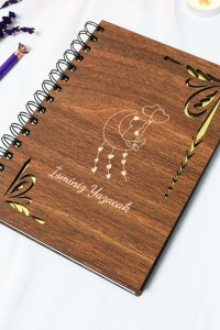 Kişiye Özel Kedi Desenli Ahşap Kapaklı Defter - Ajanda - İsme Özel - A5 60 Yaprak (120 SAYFA) Hediyelik