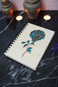 Gül Desenli Ahşap Kapaklı Defter - Çizgisiz Defter - Günlük - Ajanda- A5 Anı Defteri