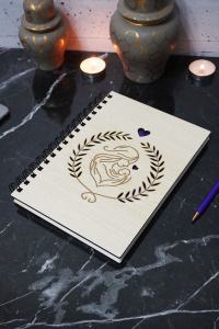 Anne Bebek Temalı Ahşap Kapaklı Defter - Çizgisiz Defter - Günlük - A5 Anı Defteri