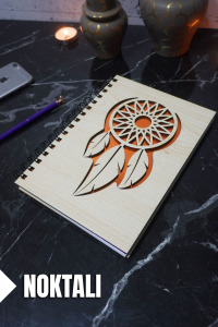 Rüya Kapanı Temalı Ahşap Kapaklı Defter - Noktalı Defter - Ajanda - Okul Defteri (A5 - 120 Sayfa)