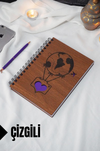 Uçan Balon Temalı Ahşap Kapaklı Defter - Çizgili Defter - Ajanda - Okul Defteri (A5 - 120 Sayfa)