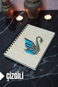 Kuğu Temalı Ahşap Kapaklı Defter - Çizgili Defter - Ajanda - Okul Defteri (A5 - 120 Sayfa)