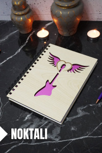 Gitar Kanat Temalı Ahşap Kapaklı Defter - Noktalı Defter - Ajanda - Okul Defteri (A5 - 120 Sayfa)