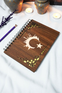 Türk Bayrağı Ahşap Kapaklı Spiralli Defter - Çizgisiz Defter - 60 Yaprak (120 SAYFA) - A5 15x21 Cm