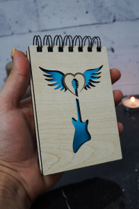 Gitar Kanat Temalı Ahşap Kapaklı Not Defteri - Mini Defter - Cep Defteri - Benim Listem