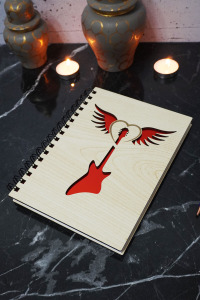 Gitar Kanat Temalı Ahşap Kapaklı Defter - Çizgisiz Defter - Günlük - Ajanda- A5 Anı Defteri