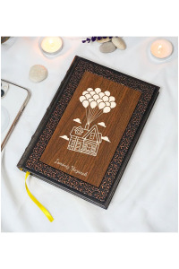 Kişiye Özel Uçan Ev Desenli Termo Deri + Ahşap Anı Defteri - Çizgili Defter - Hediyelik (15x21 cm - 320 Sayfa) A5